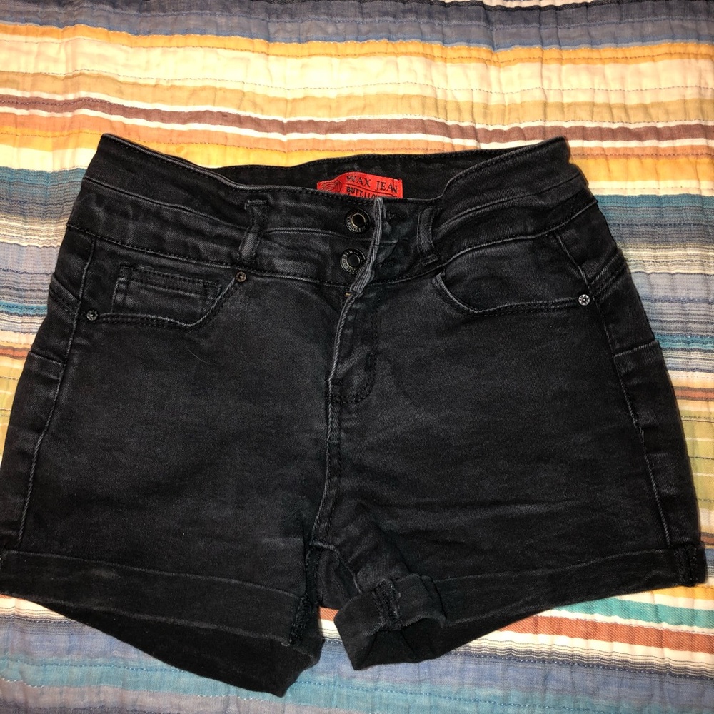 black jean shorts